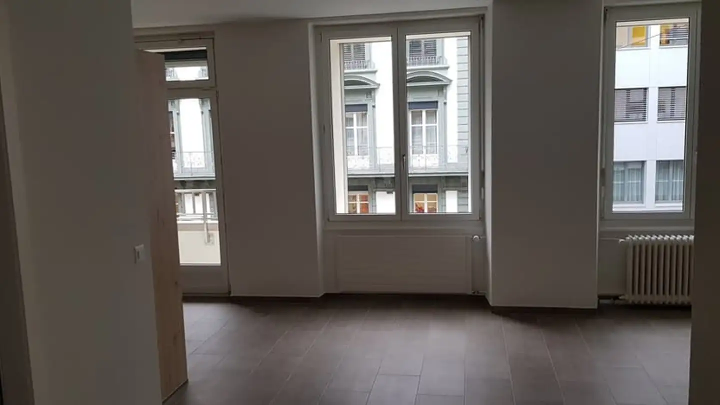 Apartment for rent - Avenue Du Casino 47, 1820 Montreux - Photo 2