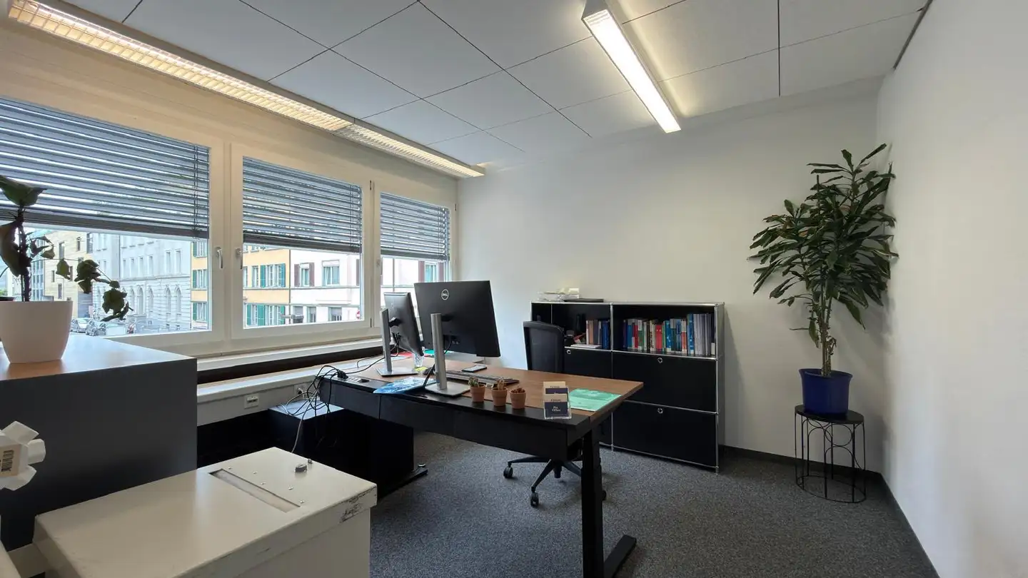 Bureau à louer - Rue De L'hôpital / Spitalstrasse 12, 2502 Biel/Bienne - Photo 3