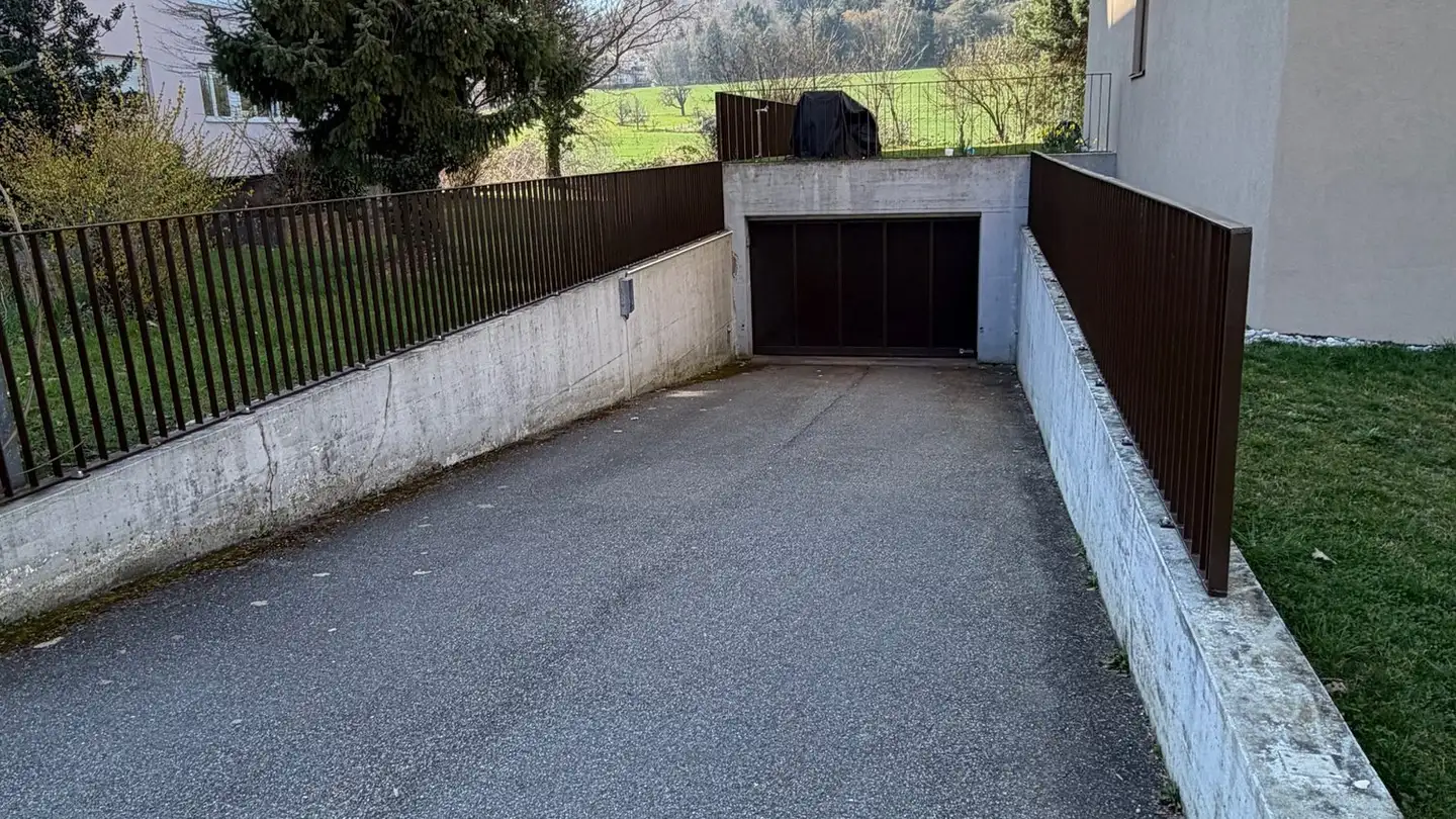Place de parking souterraine à louer - Fasanenstrasse 39, 4402 Frenkendorf