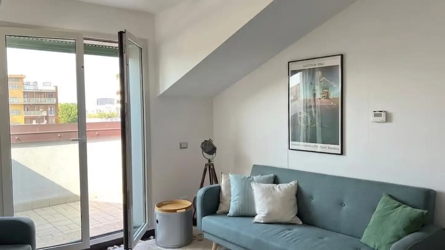 Appartement à louer - Via Milano, 6830 Chiasso