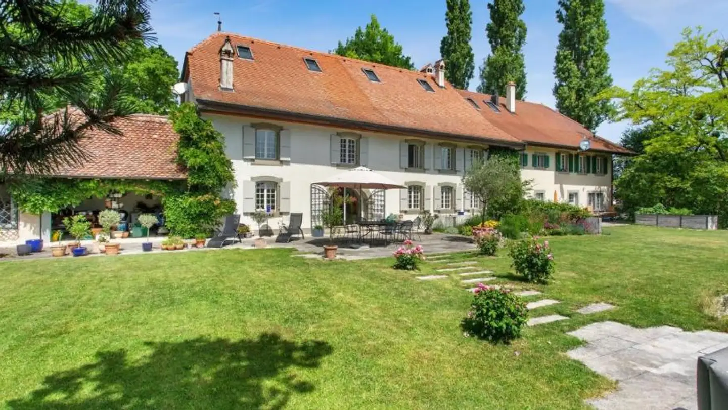 Farm for sale - 1528 Surpierre