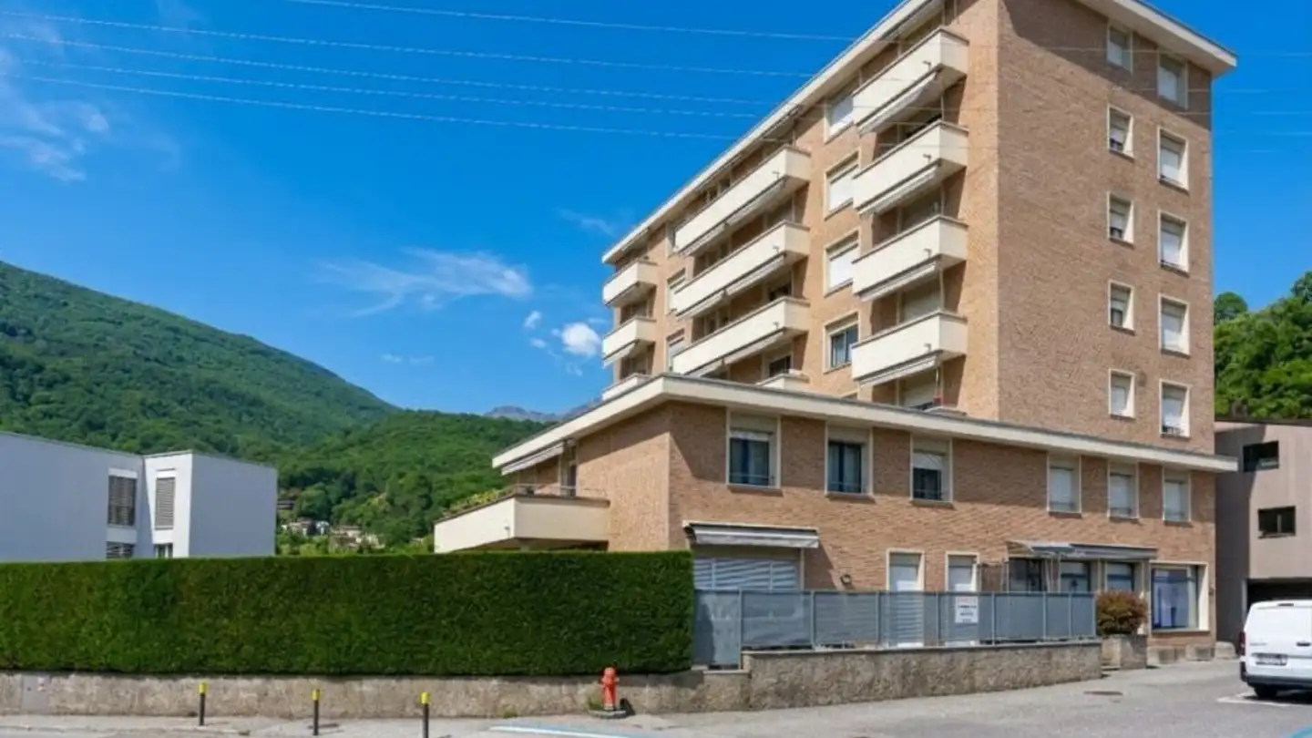 Appartamento in affitto - Piazza Di Ton 2, 6807 Taverne