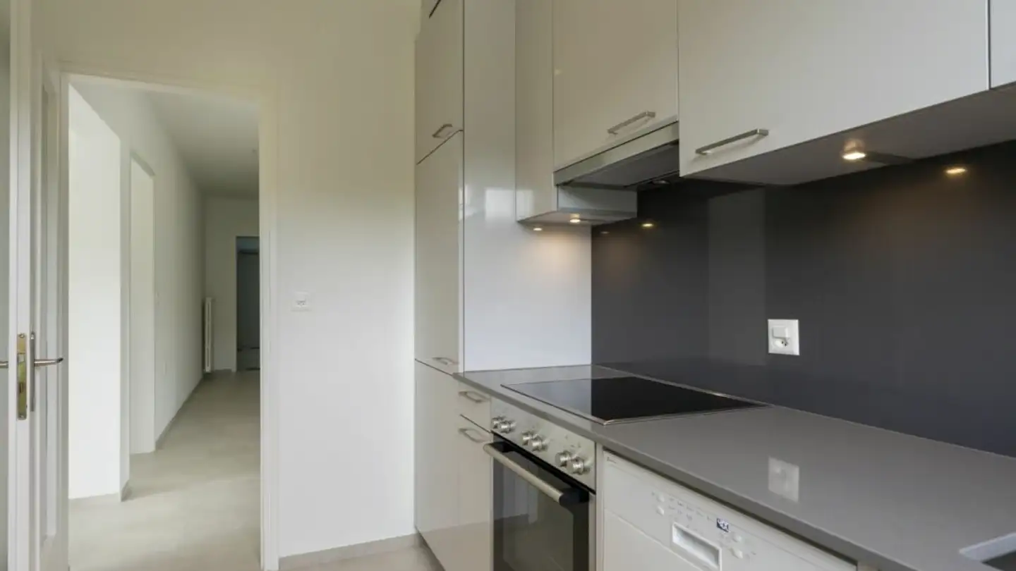 Appartamento in affitto - Piazza Di Ton 2, 6807 Taverne - Foto 4