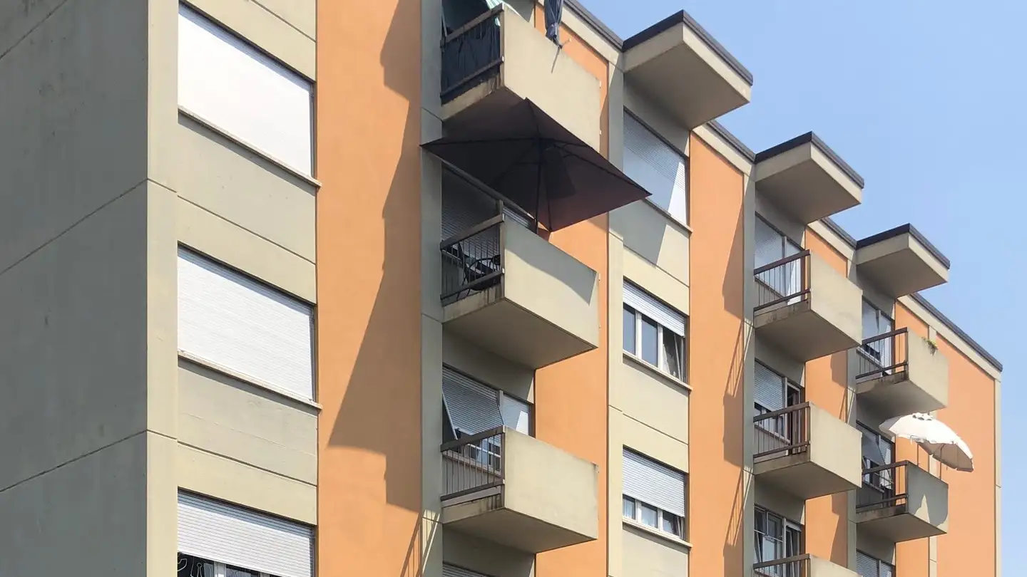 Appartement à louer - Via Vincenzo Vela 18, 6850 Mendrisio