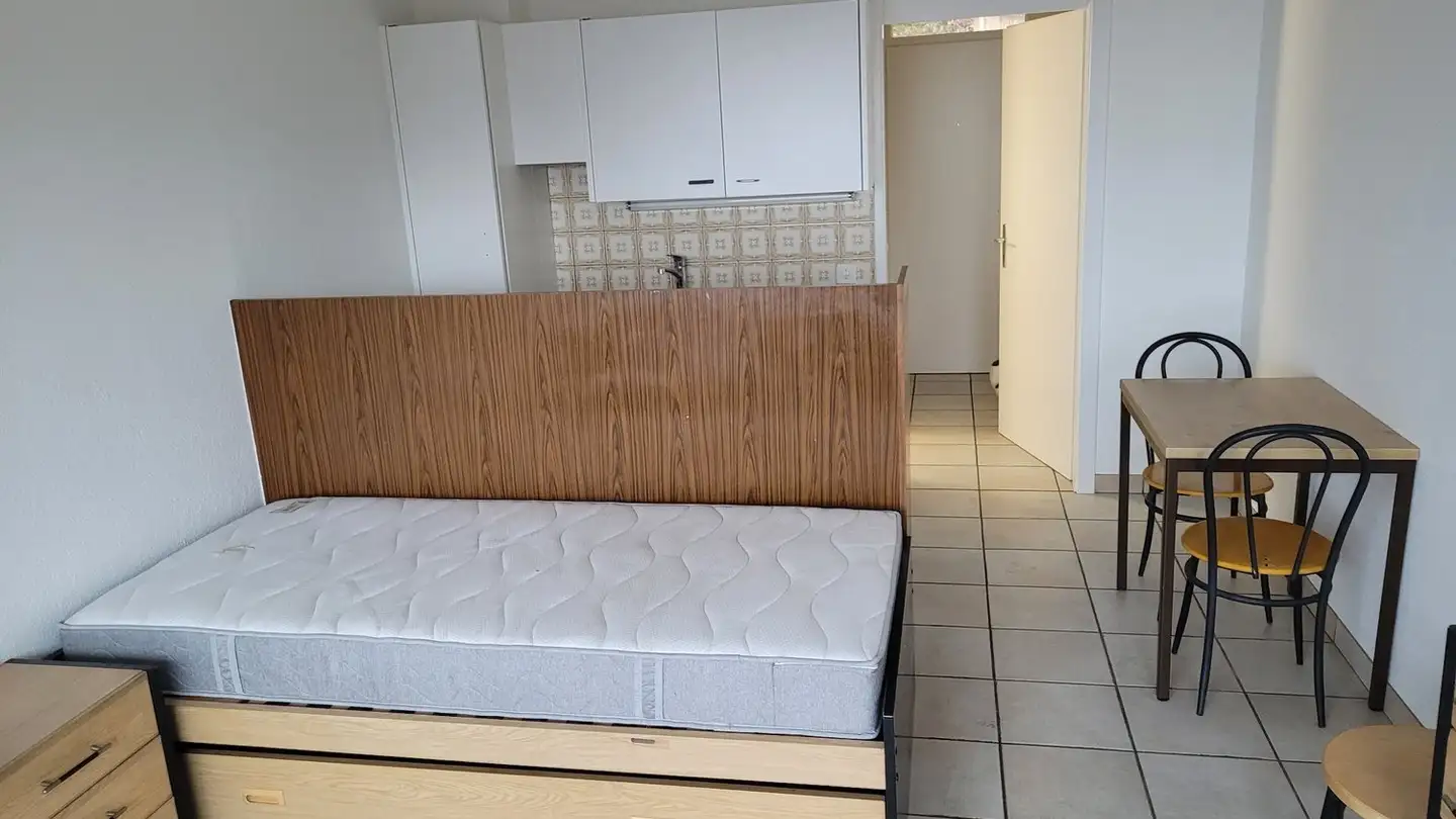 Appartement à louer - Rue Auguste-Bachelin 2a, 2000 Neuchâtel - Photo 2