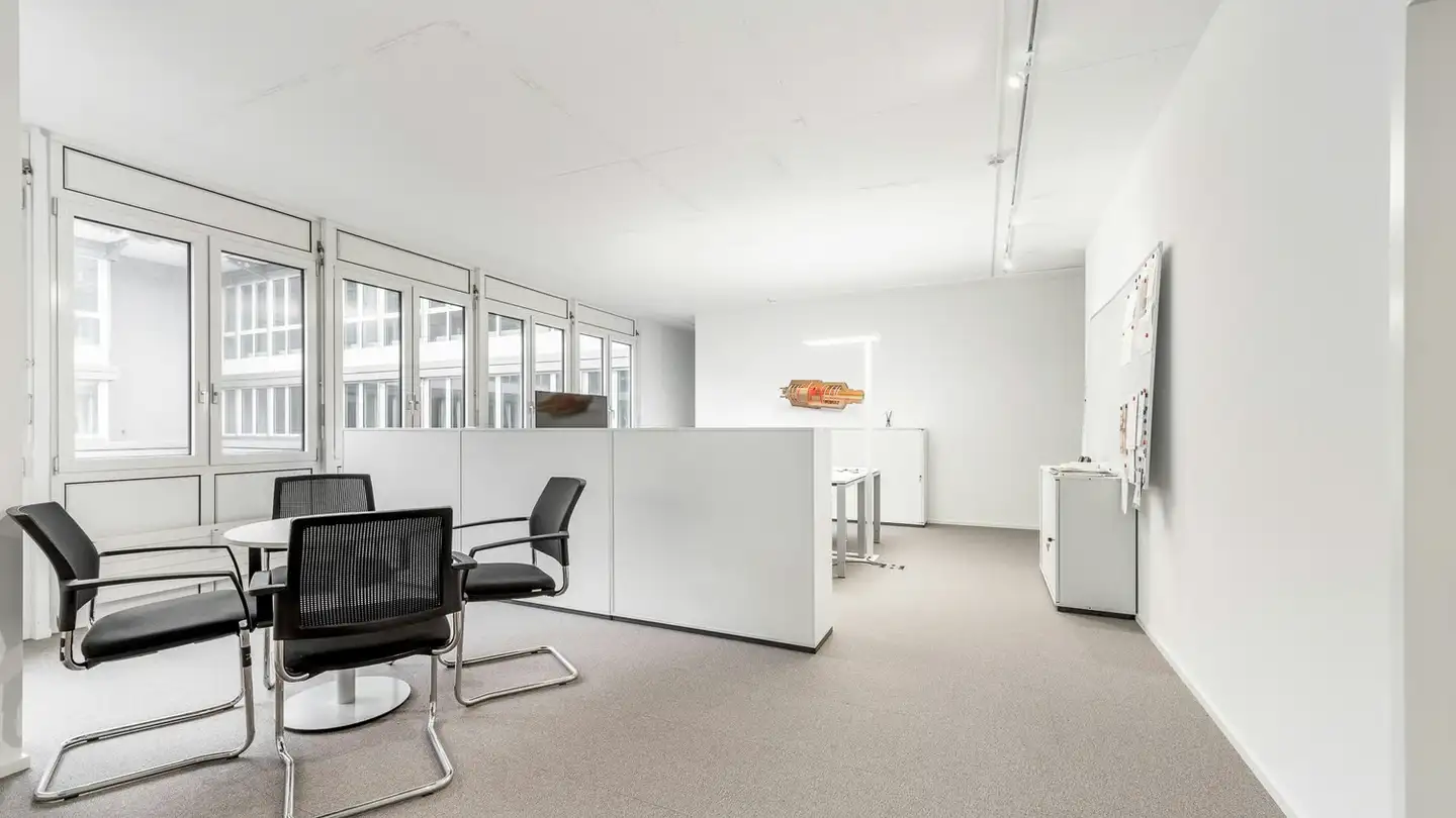 Spazio ufficio in affitto - Lerzenstrasse 10, 8953 Dietikon