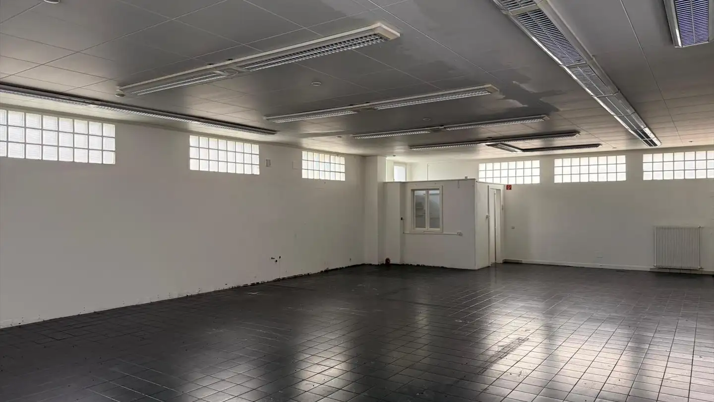 Mixed-use building for sale - 1969 St-Martin VS - Photo 3