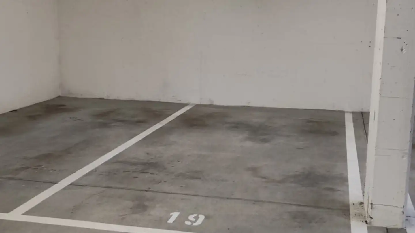 Place de parking extérieure à louer - Kasernenstrasse 27, 3013 Bern