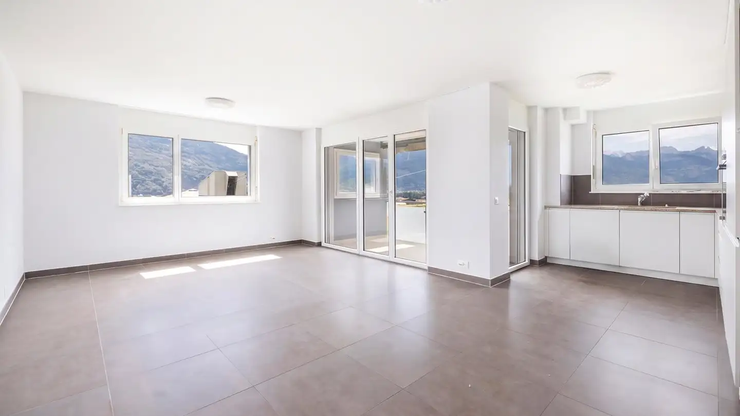 Attic flat for sale - Route Du Grand-Saint-Bernard 34, 1880 Bex - Photo 2