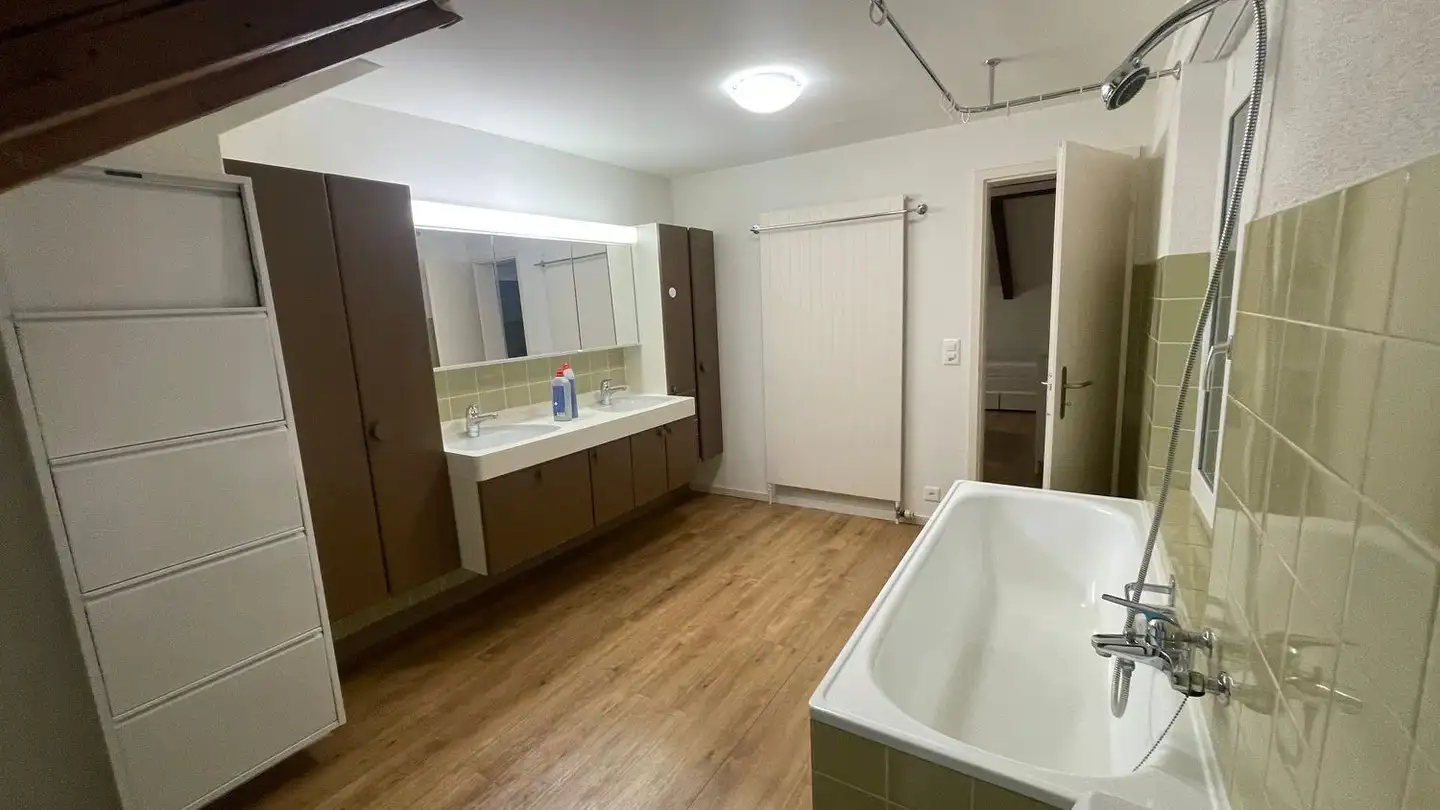 Appartement meublé à louer - Hauptstrasse 30a, 8637 Laupen ZH - Photo 4