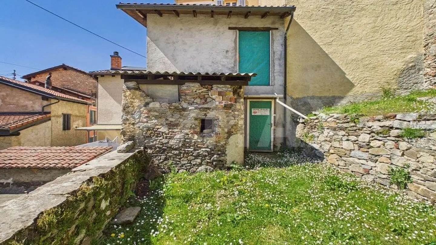 Einfamilienhaus kaufen - 6994 Aranno