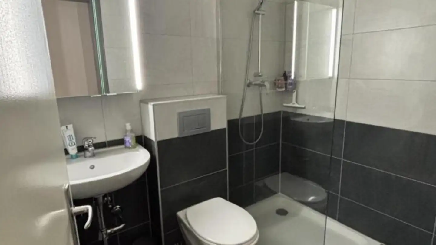 Apartment for rent - Rue Du Nord 15, 1180 Rolle - Photo 3
