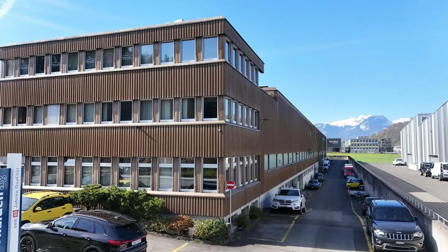 Bürofläche mieten - Kernserstrasse 6, 6056 Kägiswil - Foto 2