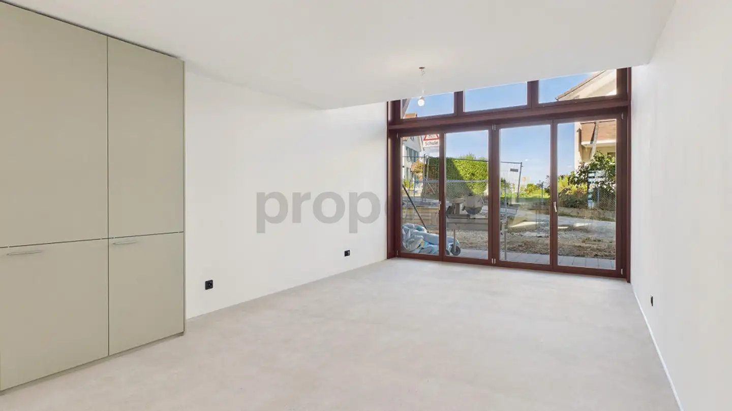 Stepped house for sale - 8905 Islisberg