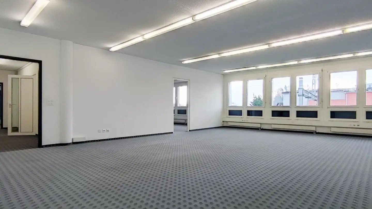 Bürofläche mieten - Rosswiesstrasse 29, 8608 Bubikon - Foto 2