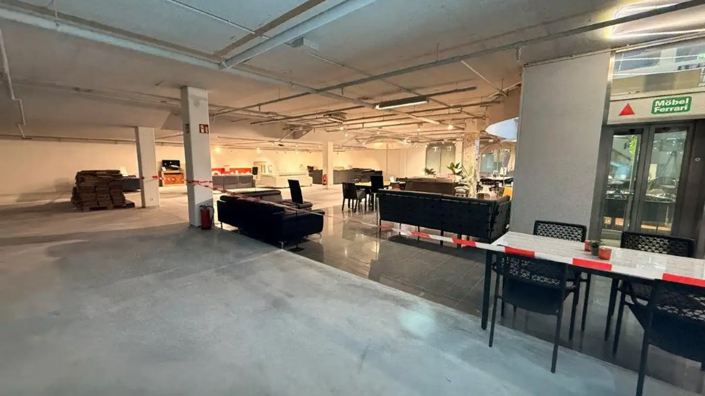 Commercial à louer - Wässeristrasse 28, 8340 Hinwil - Photo 3