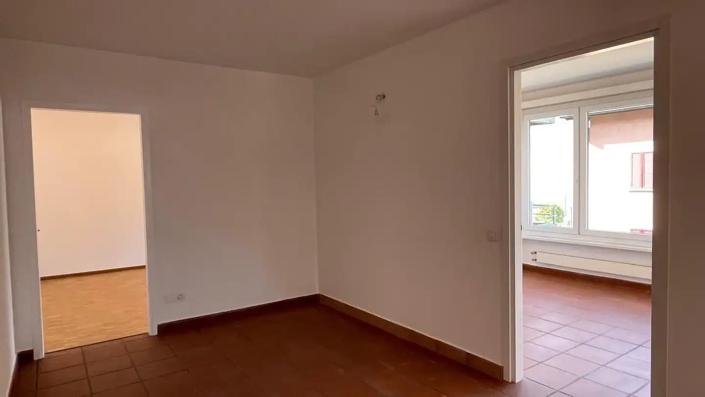 Appartement à louer - Via Cantonale, 6574 Vira (Gambarogno) - Photo 4