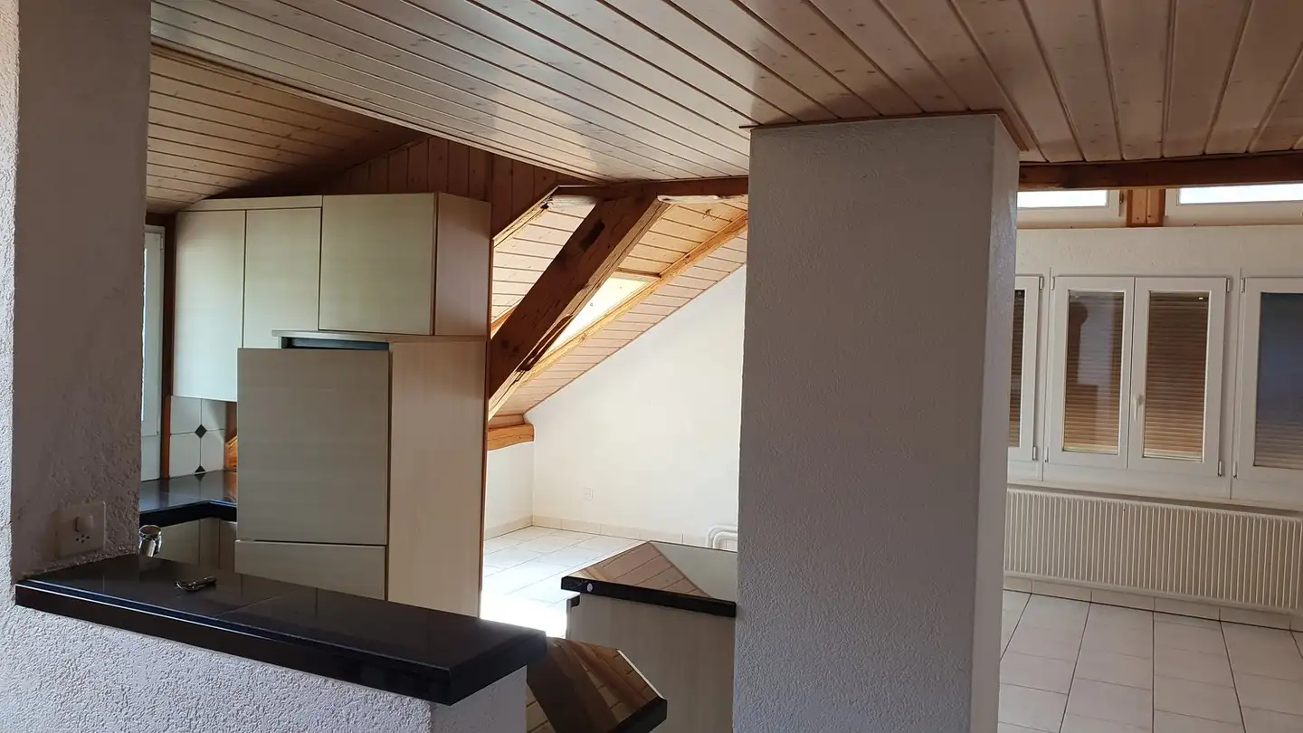 Attique à louer - Rue Du Midi 4, 2740 Moutier - Photo 4
