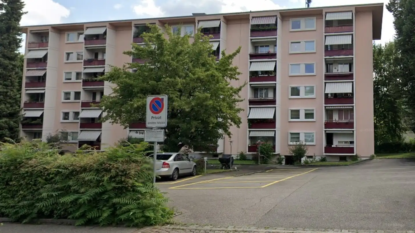 Place de parking extérieure à louer - Oberwilerstrasse 91, 4102 Binningen