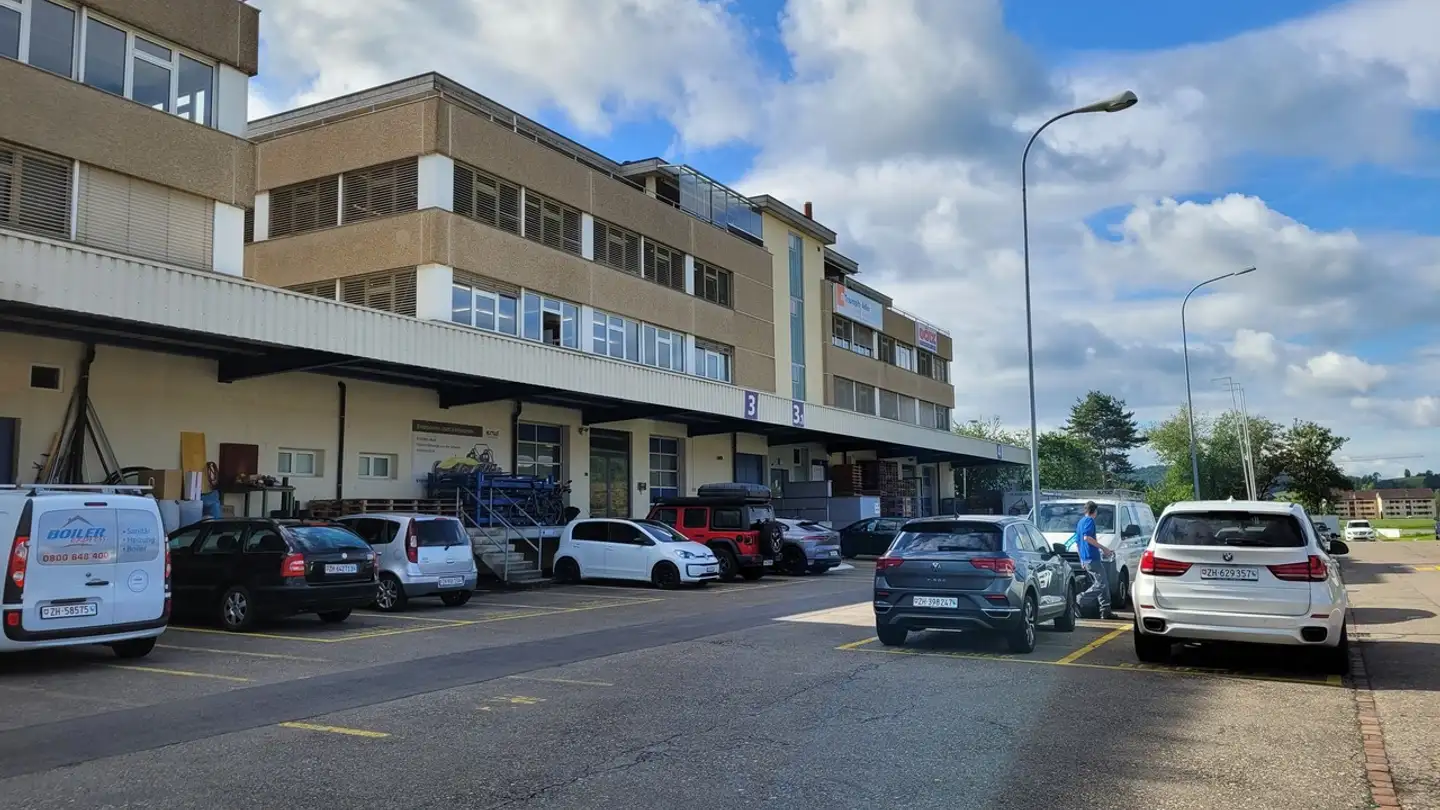 Bürofläche mieten - Industriestrasse 20, 8424 Embrach