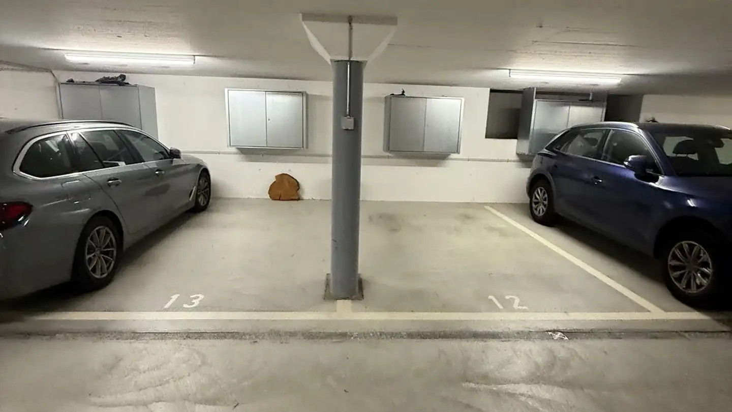 Parkplatz im Freien mieten - Loretorain 3, 6300 Zug