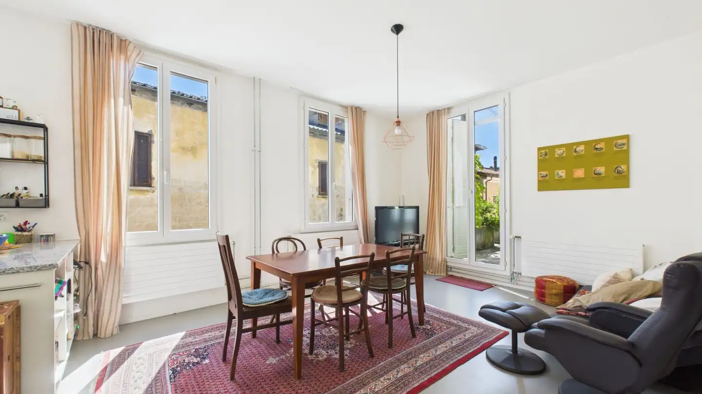 Residential building for sale - Piazza Grande 1, 6986 Curio