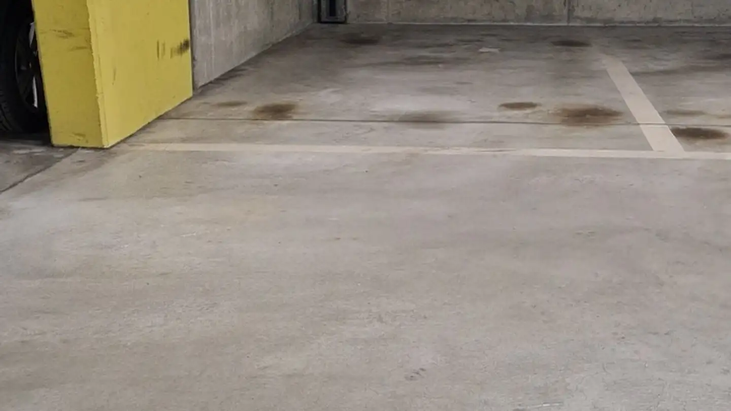 Parcheggio esterno in affitto - Eisenbahnweg 29, 4058 Basel