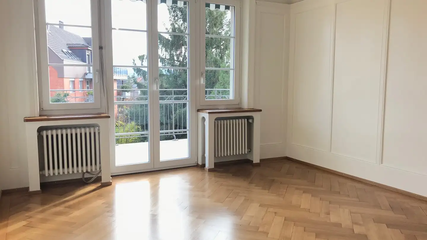 Wohnung mieten - Untere Heslibachstrasse 14, 8700 Küsnacht ZH - Foto 2
