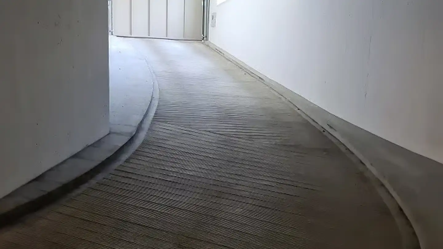 Underground parking space for rent - Stallikerstrasse 6, 8906 Bonstetten - Photo 3