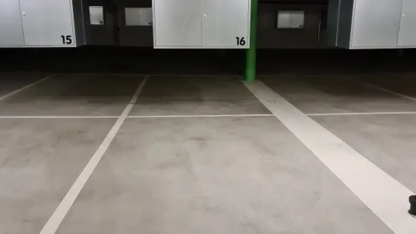 Underground parking space for rent - Stallikerstrasse 6, 8906 Bonstetten - Photo 4