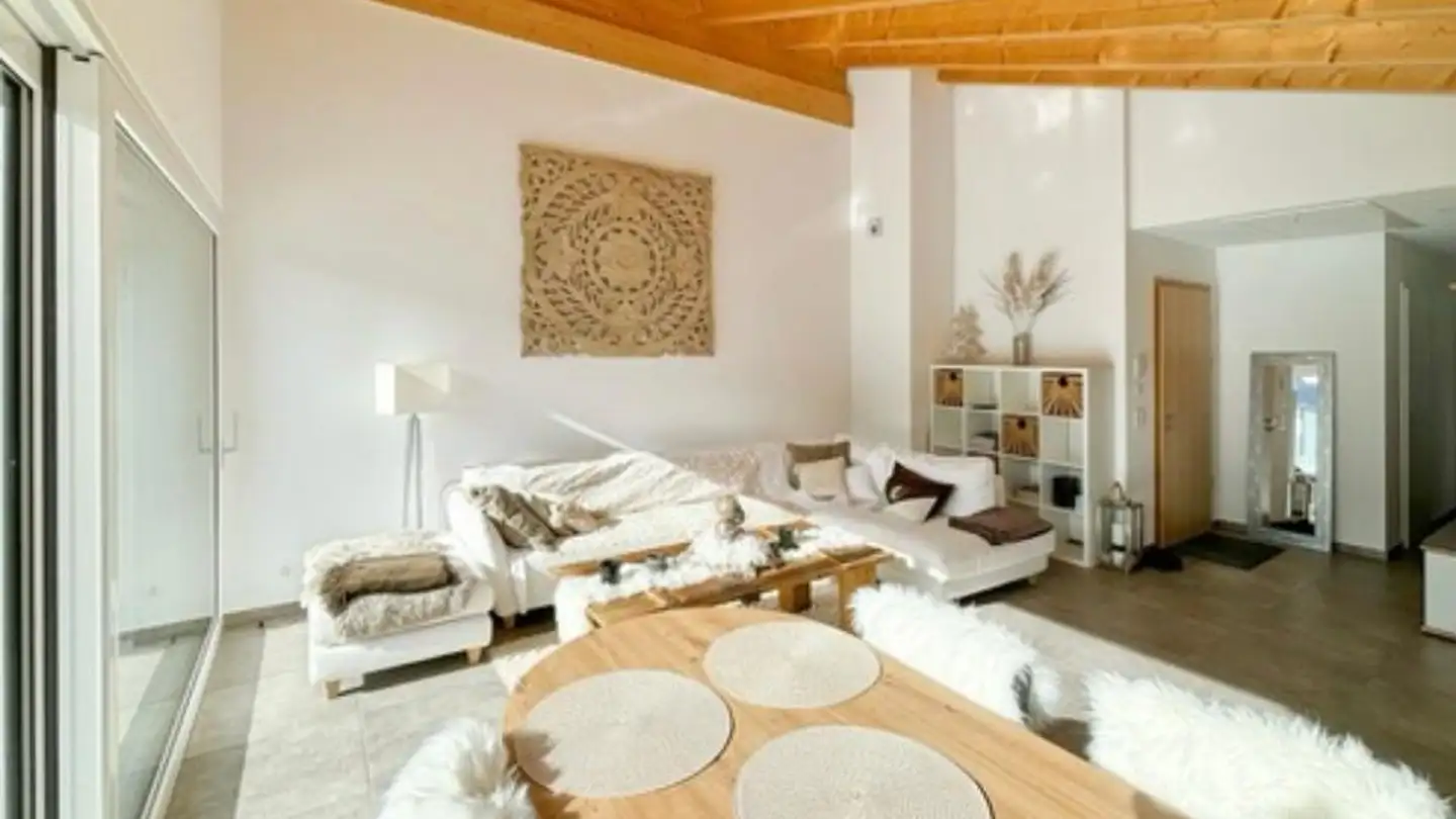 Apartment for rent - Rue D'itemmo 9, 3960 Corin-de-la-Crête