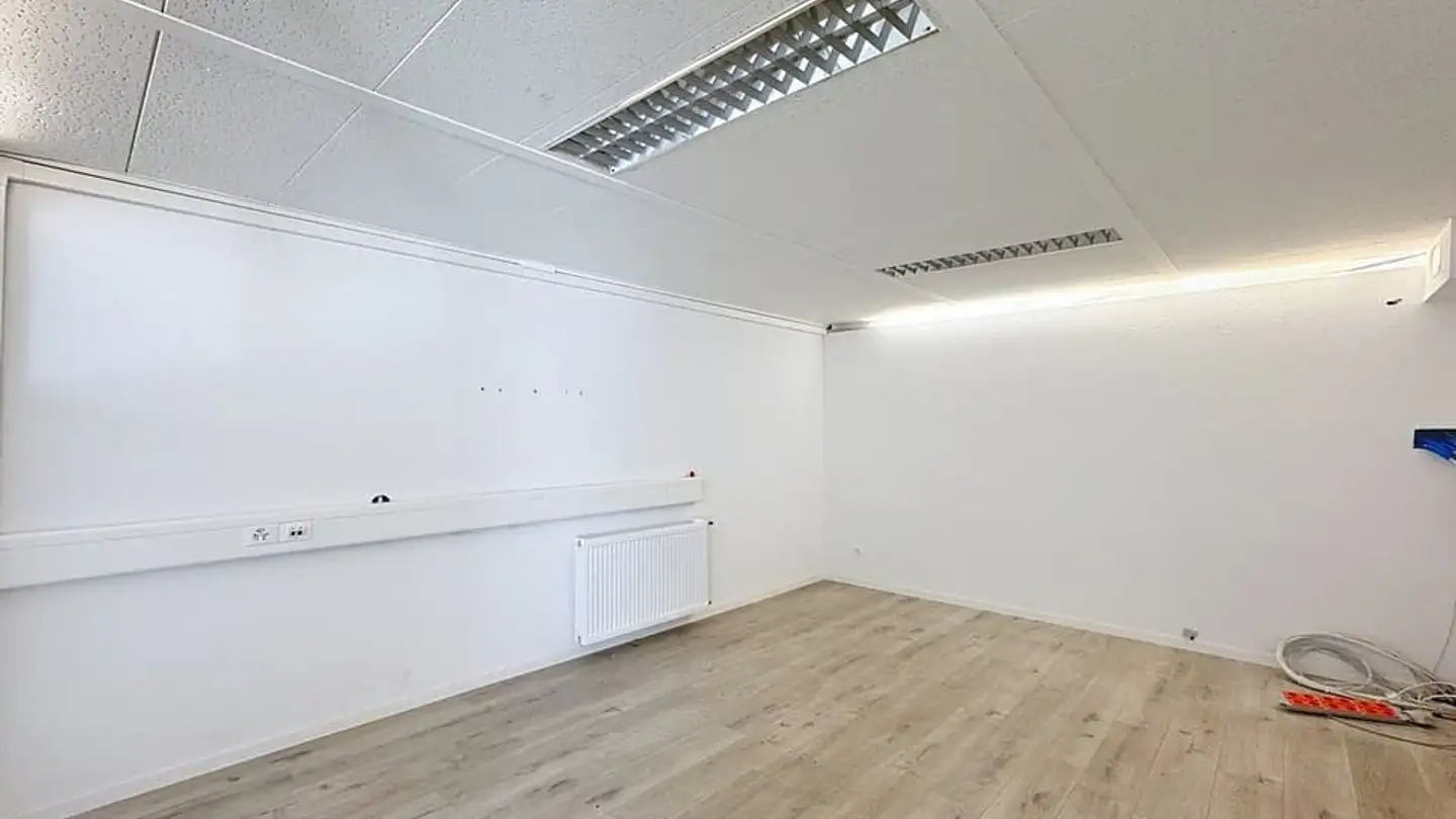 Commercial for rent - Route De Formangueires 5, 1782 Belfaux - Photo 3