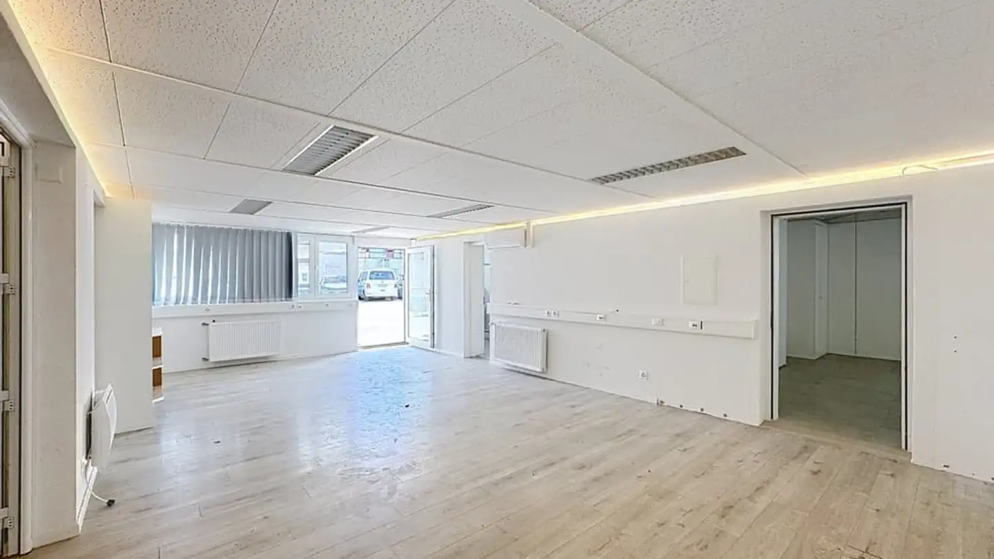 Commercial for rent - Route De Formangueires 5, 1782 Belfaux - Photo 4