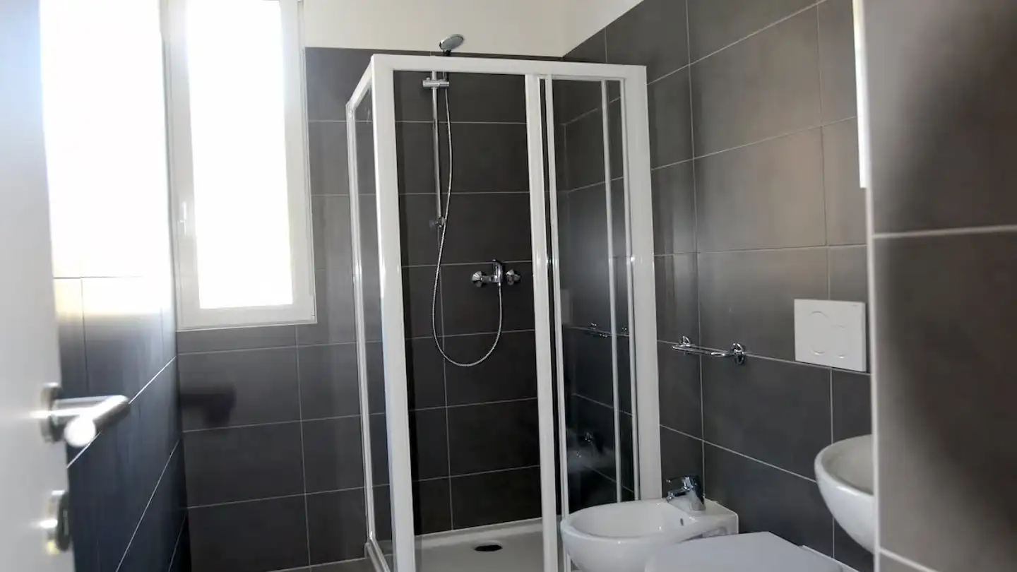 Appartement à louer - Via Dei Gelsi 2, 6533 Lumino - Photo 3