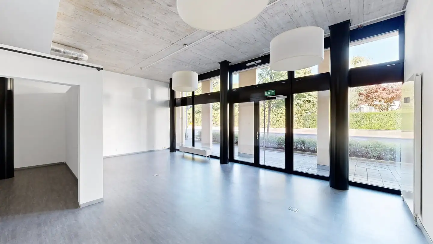 Commerciale in affitto - Bahnhofstrasse 24, 8730 Uznach - Photo 2