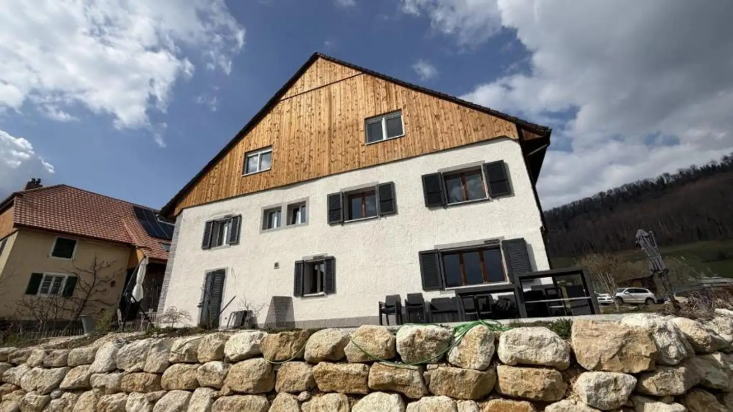 Appartement à louer - 2857 Montavon