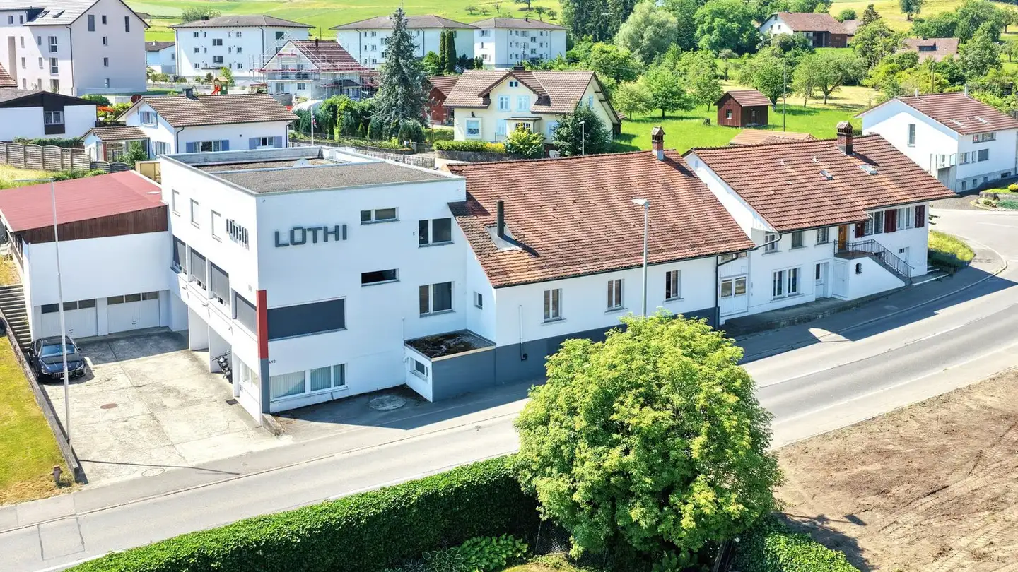 Commercial à louer - Hinterdorfstrasse 412, 5728 Gontenschwil