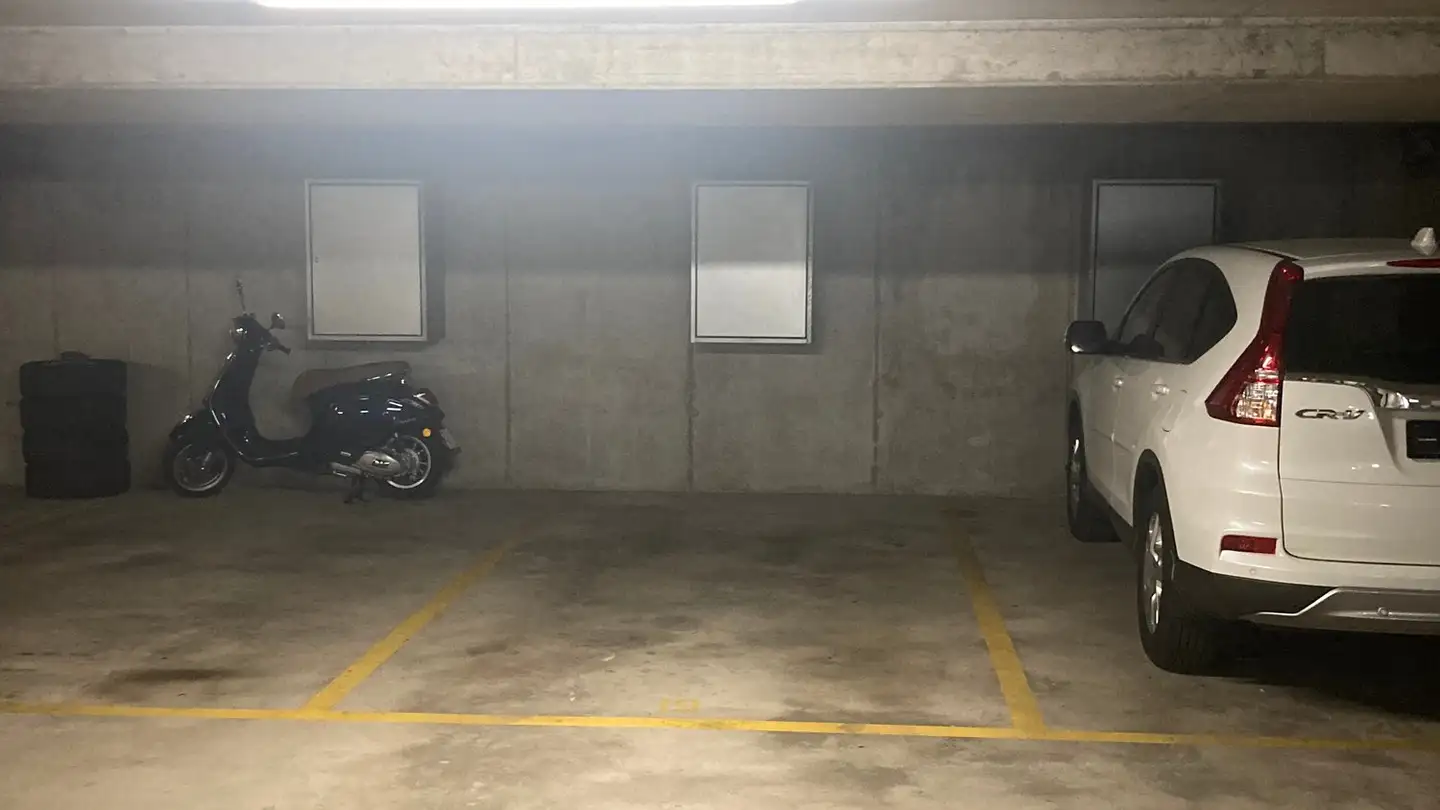 Underground parking space for rent - Salzrain 7, 8913 Ottenbach - Photo 3