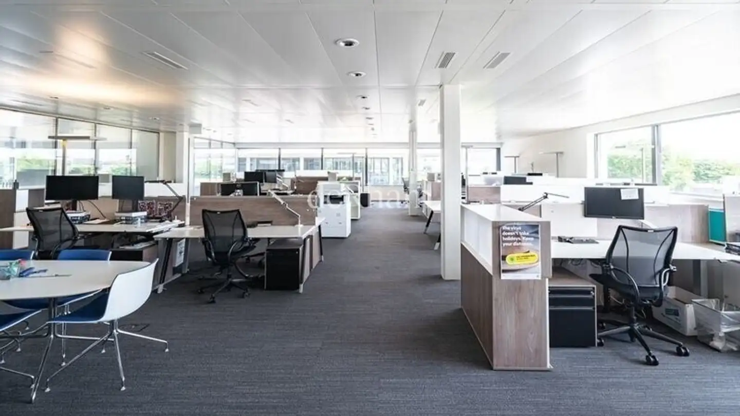 Spazio ufficio in affitto - Route De Crassier 7, 1262 Eysins - Photo 3