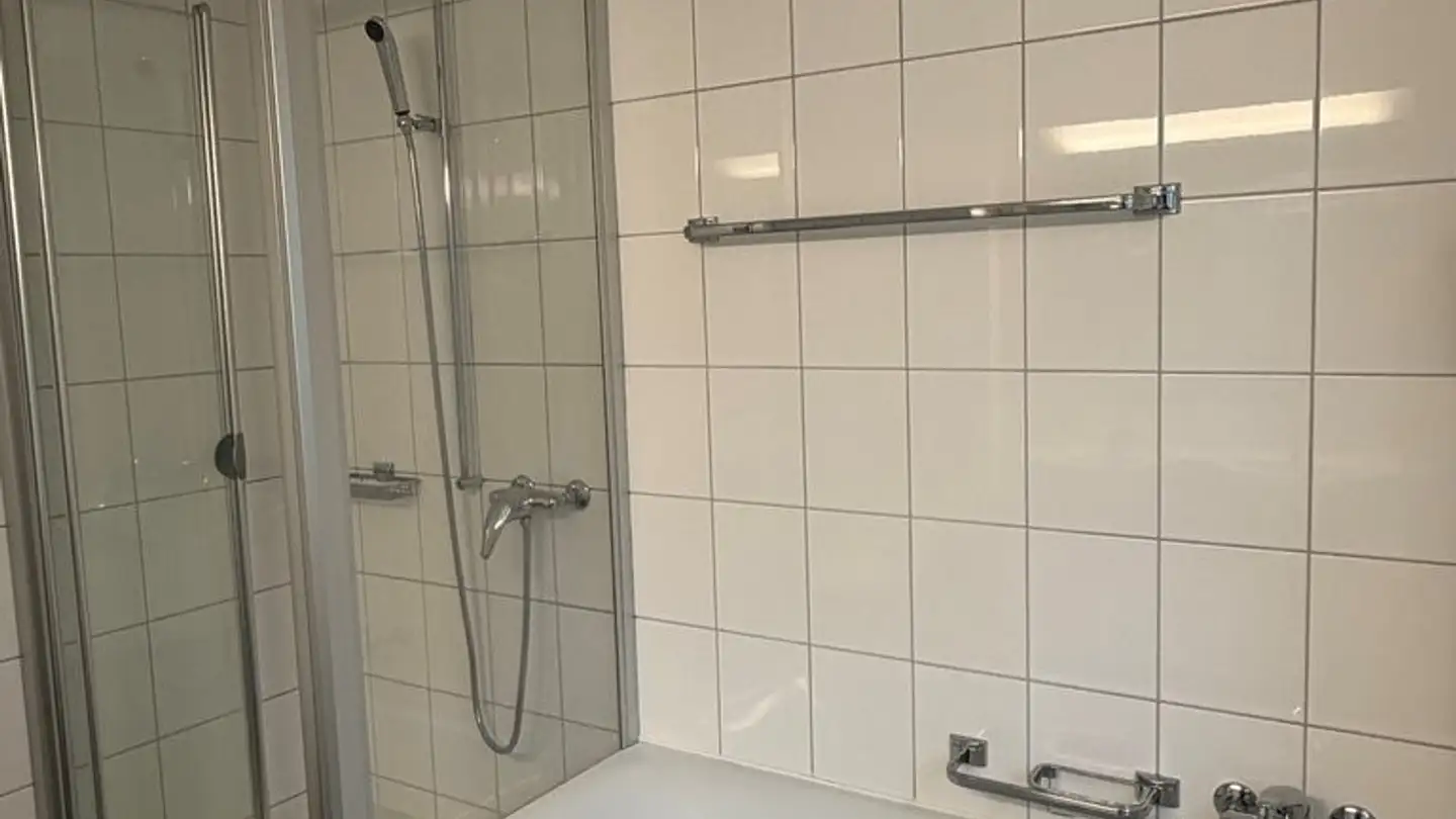 Wohnung mieten - Mittelfeldstrasse 21, 8700 Küsnacht ZH - Foto 2