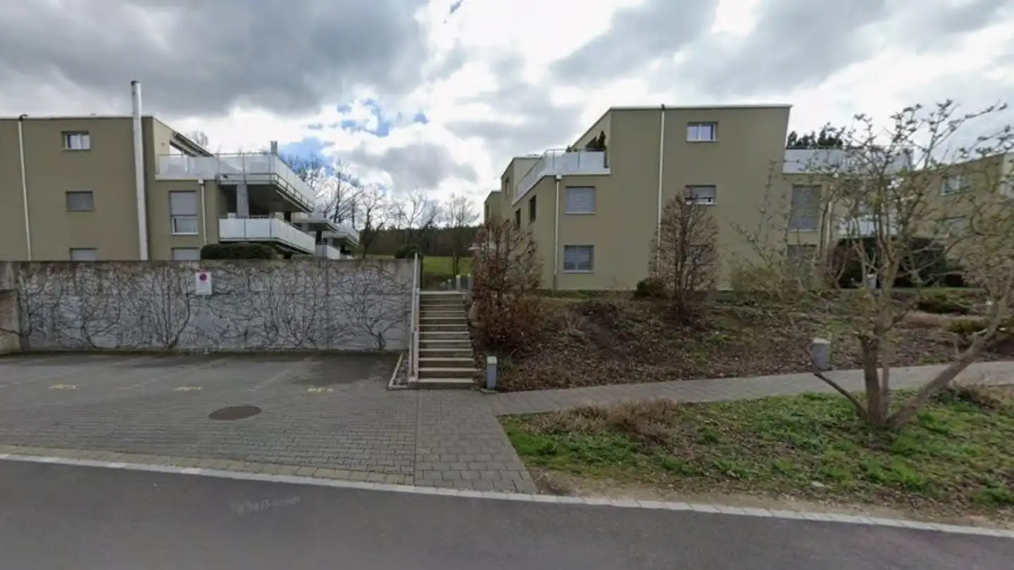 Attique à louer - Seerenstrasse 19, 8187 Weiach