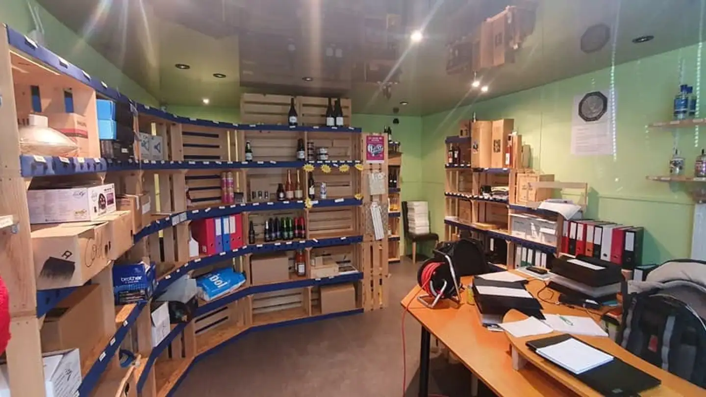 Commercial à louer - Grande-Rue 18, 2400 Le Locle - Photo 2