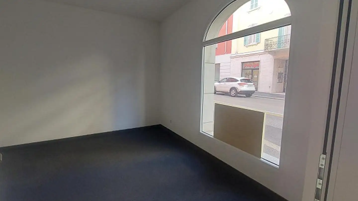 Commerciale in affitto - 6830 Chiasso