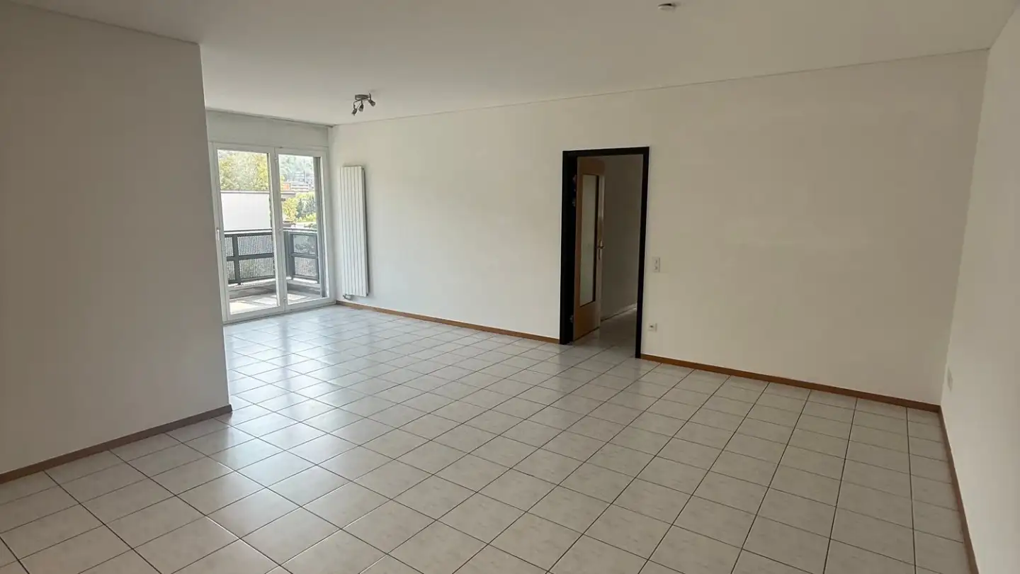 Appartement à louer - Via Girella 16, 6814 Lamone