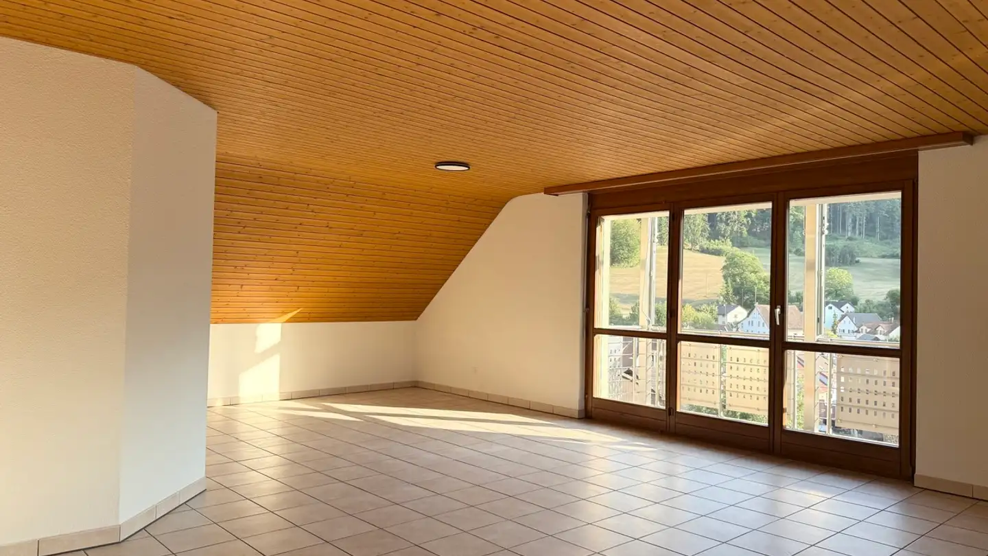 Dachgeschosswohnung mieten - Grundgasse, 4324 Obermumpf