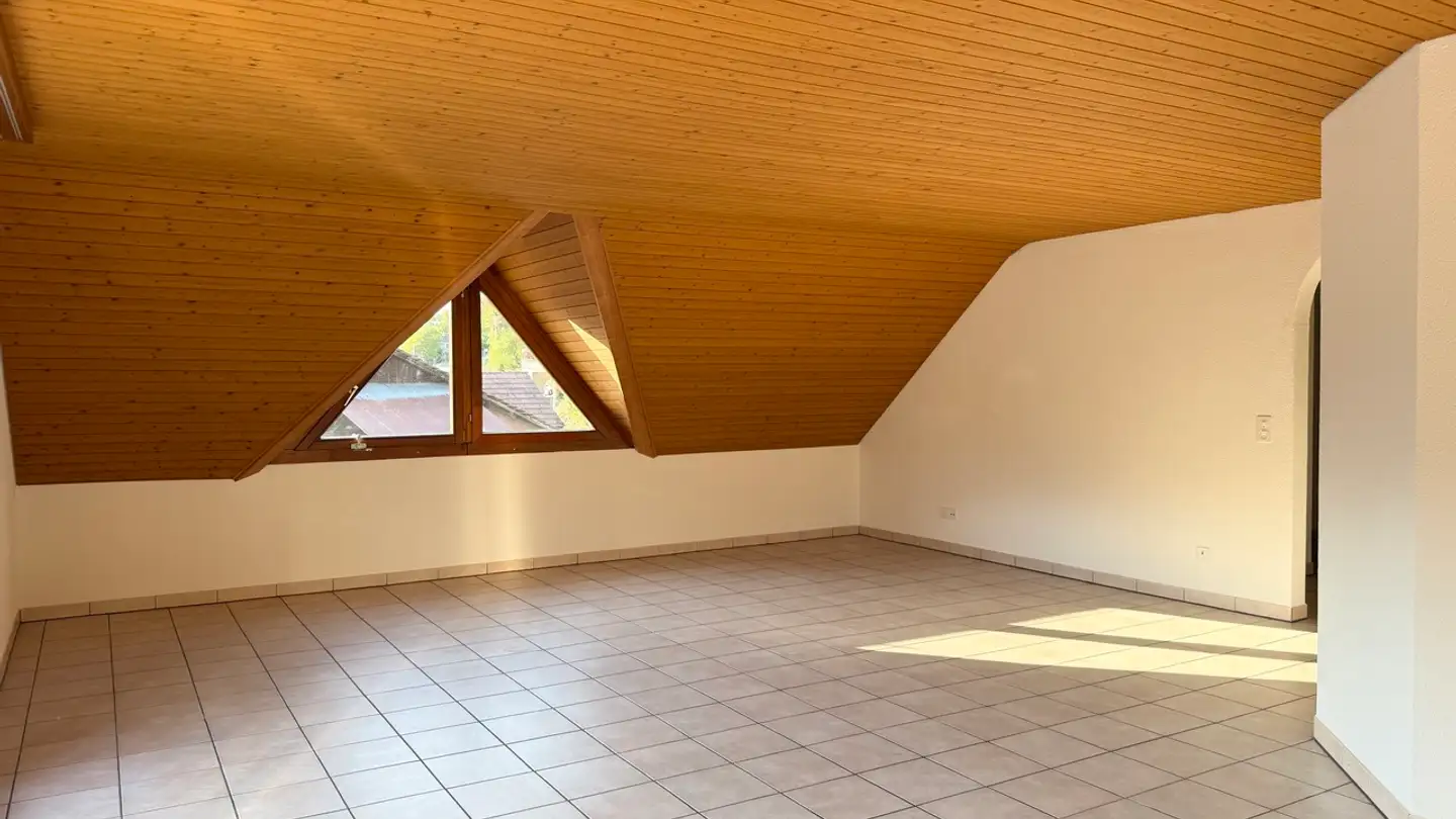 Dachgeschosswohnung mieten - Grundgasse, 4324 Obermumpf - Foto 4