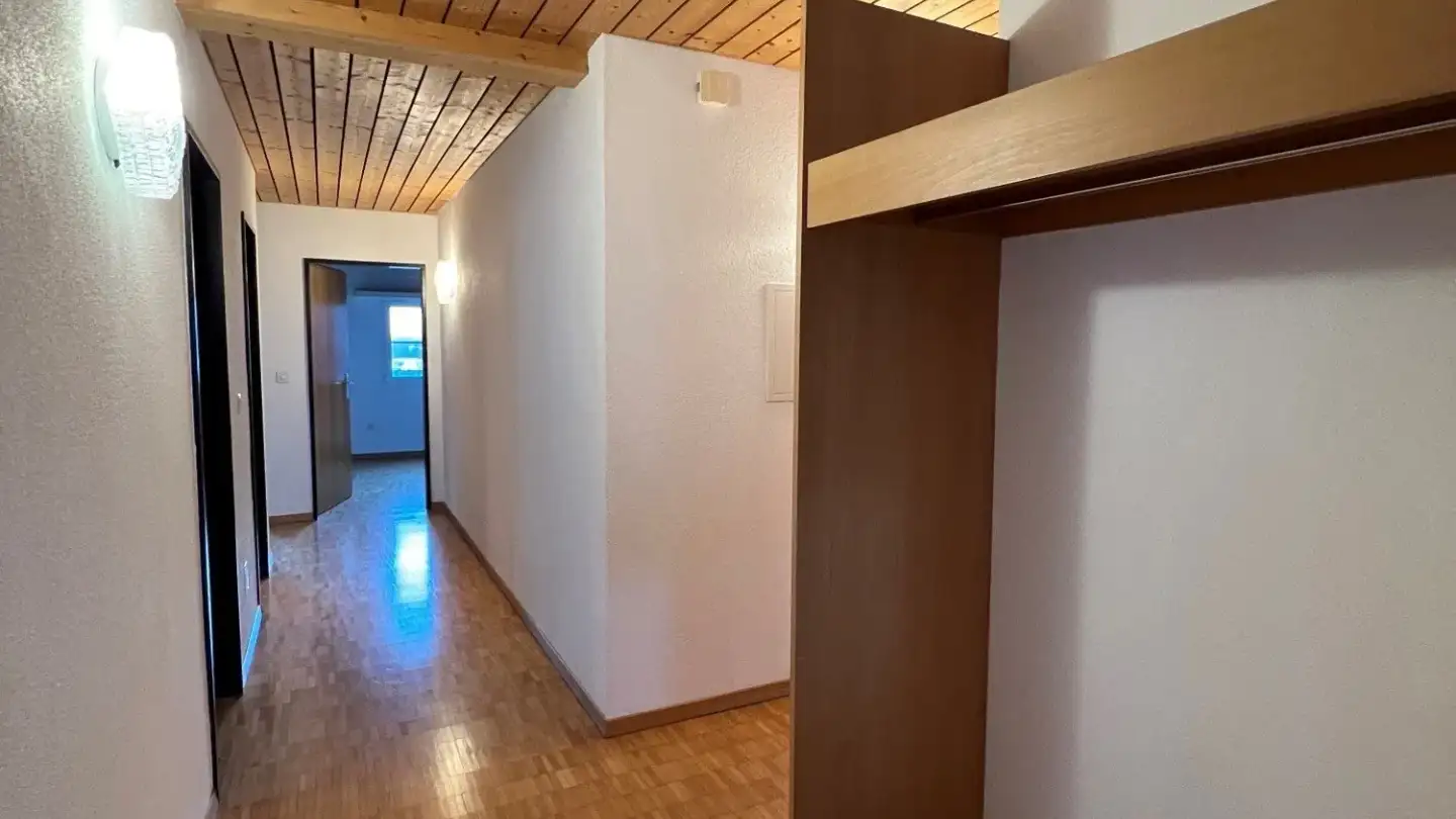 Attic flat for rent - Neuwangserstrasse 9, 7323 Wangs - Photo 2
