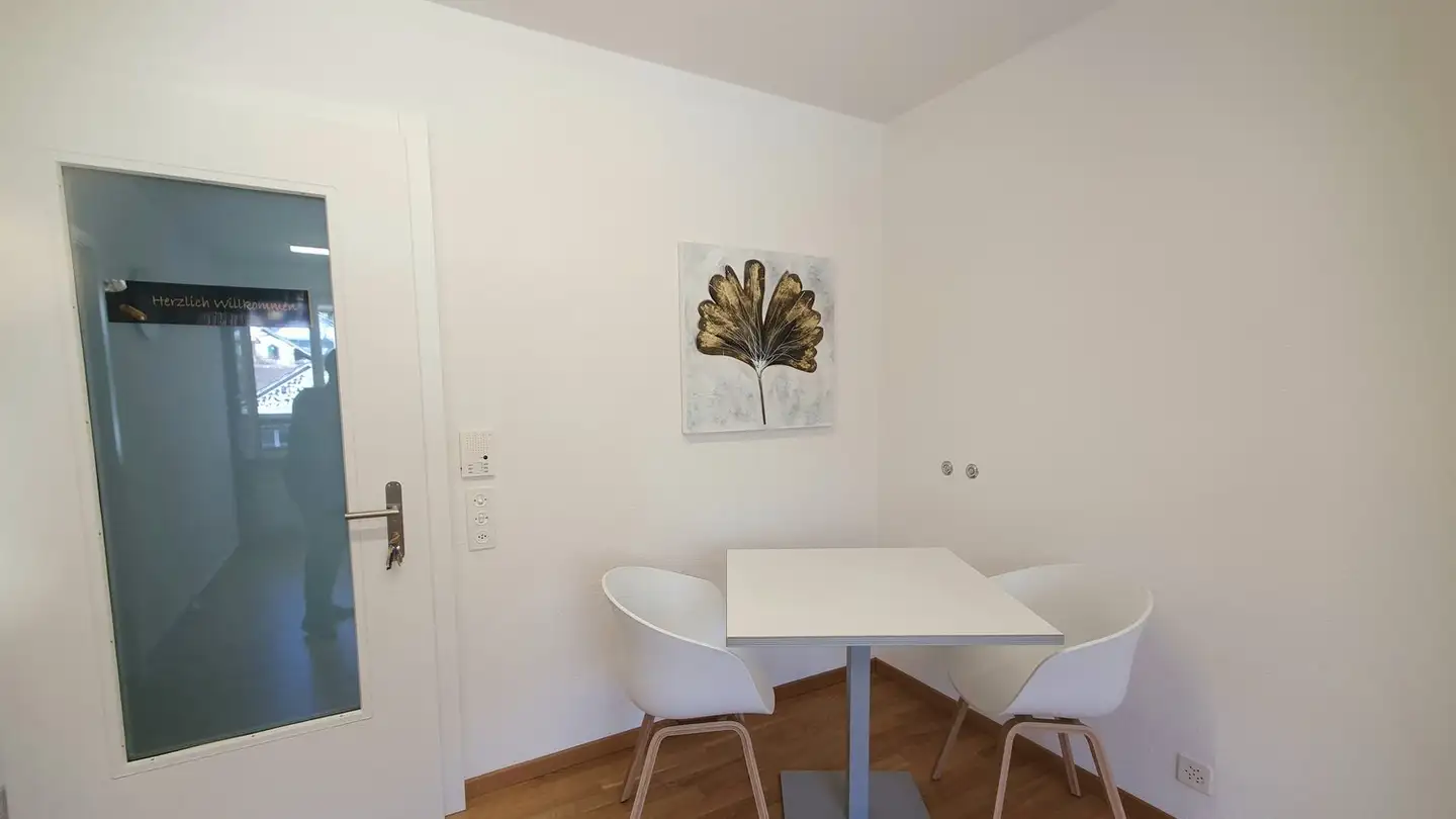 Spazio ufficio in affitto - Staatsstrasse 4, 3653 Oberhofen am Thunersee - Photo 3