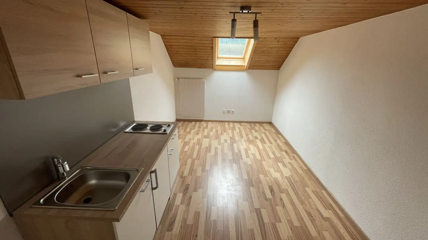 Single room for rent - Rue Baptiste-Savoye 60, 2610 St-Imier