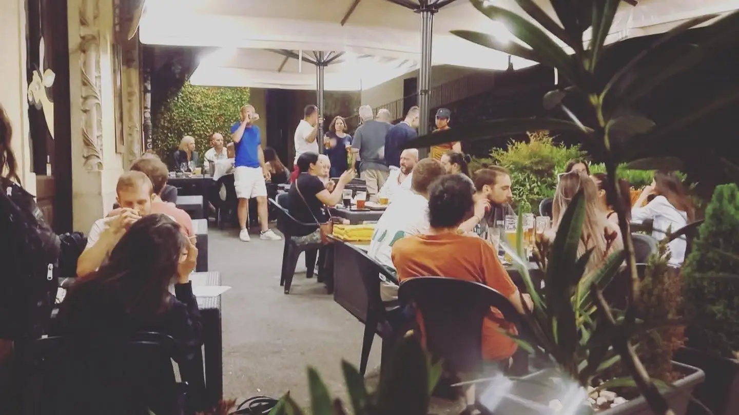 Bar for sale - Largo Mario Soldini 1, 6850 Mendrisio